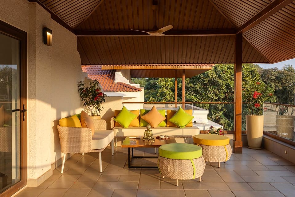 Casa Keval, covered sitout beside the pool